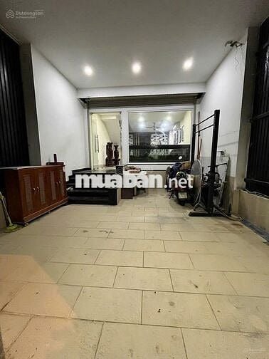 Cho thuê NR 4PN, 5WC, 100m2 tại 6B Intresco, Bình Hưng, Bình Chánh