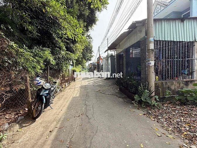 Đất 1 xẹc Mỹ Phước Tân Vạn ra thông DX 078 chỉ 50m,