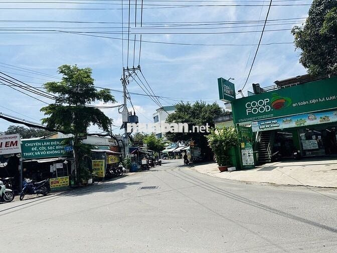 Bán nhà ngay Đường Hoàng Diệu 2, Thủ Đức, 150m2 Ngang 6.4m, Giá 9.5 Tỷ