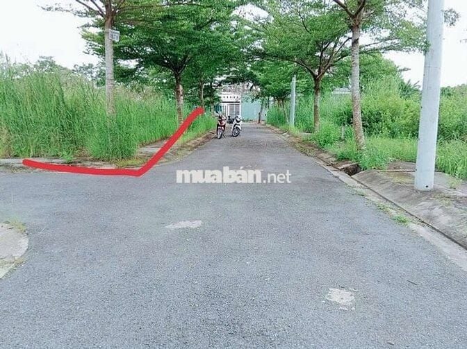 94m2 thổ cư lô góc KDC 512 Nguyễn Văn Tạo giá 3,35 tỷ rẻ nhất khu vực