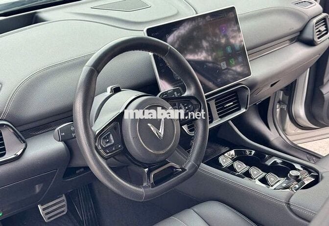 Vinfast VF8 Eco 2022 Màu Trắng