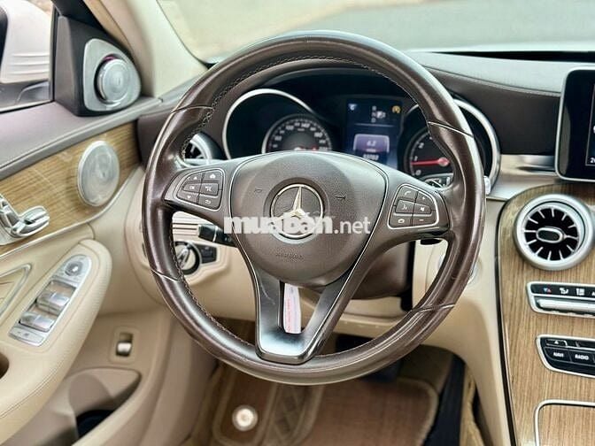 Mercedes-Benz C250 Exclusive 2016
