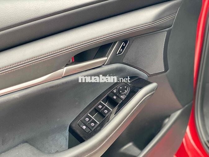 Mazda 3 2021 1.5L Deluxe - 65000 km