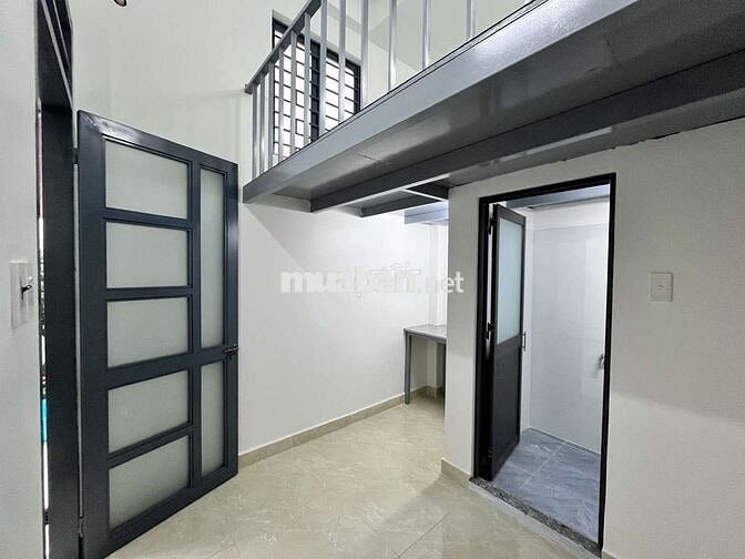 PHÒNG TRỌ MỚI 100% SẴN MÁY LẠNH GẦN ĐẠI LỘ VÕ VĂN KIỆT