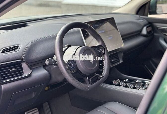 Vinfast VF8 Eco 2022 Màu Trắng