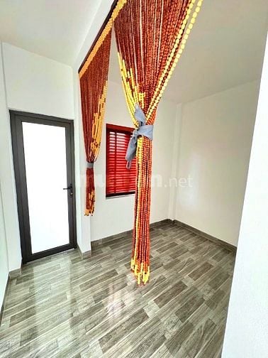 NHỈNH 6 TỶ - NHÀ PHỐ TRẠM MỚI FULL NỘI THẤT – 33m² - 5 TẦNG 