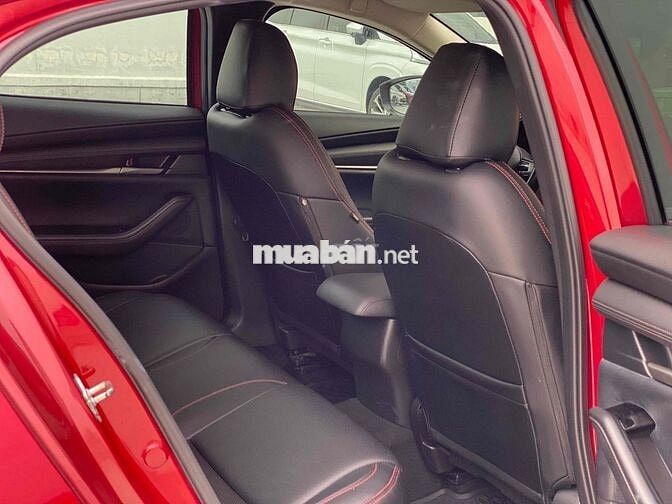 Mazda 3 2021 1.5L Deluxe - 65000 km