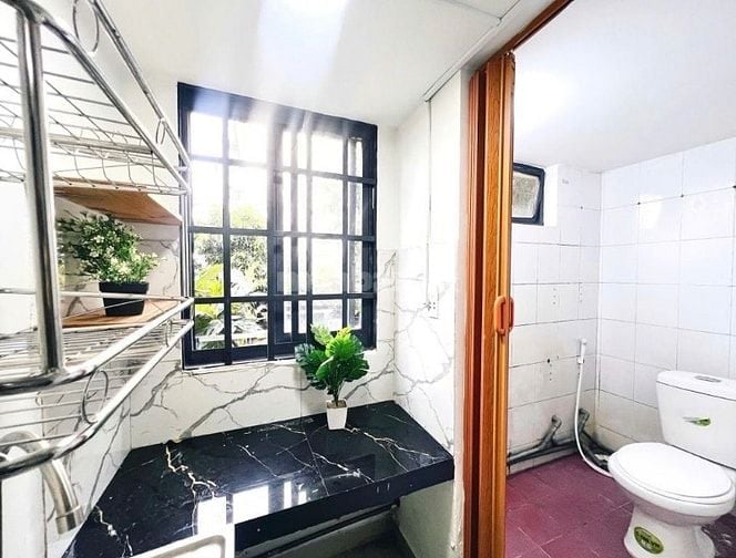 CHDV BTCT 150m2 - Ngang lớn 10m  - Có thể lên tầng - Hẻm thông