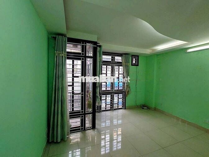 Ô Tô Ngủ Nhà-Hầm-5t-4PN-5WC-Sổ Vuông Đẹp