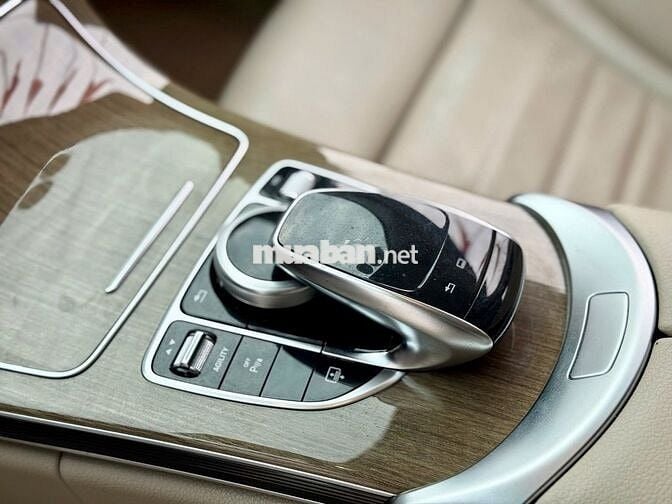 Mercedes-Benz C250 Exclusive 2016