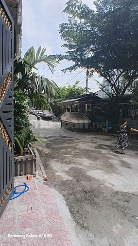 NHÀ MỚI – NỞ HẬU TÀI LỘC – ĐƯỜNG TRƯỚC NHÀ 10M – HIỆP THÀNH-QUẬN 12 