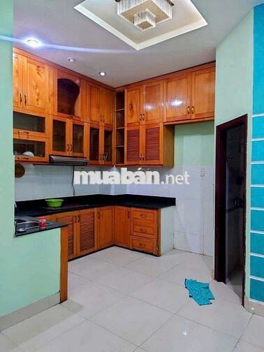 Ô Tô Ngủ Nhà-Hầm-5t-4PN-5WC-Sổ Vuông Đẹp