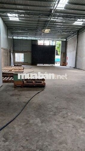 CHO THUÊ KHO XƯỞNG 300M2 GẦN TRUNG TÂM Y TẾ DĨ AN CÓ 3 PHA