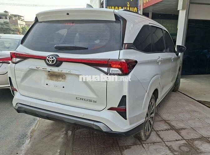 Toyota Veloz 2022 Trắng Số tự động