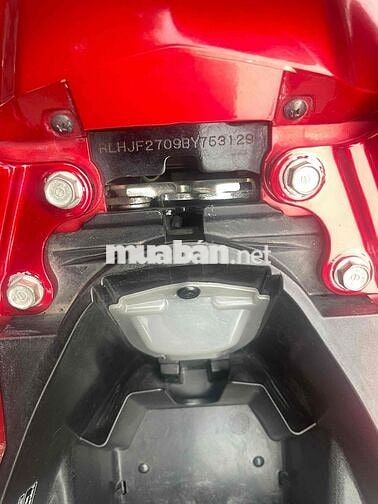 cần bán ab 2011 cọp 19k cây chính chủ bs 9 nút !