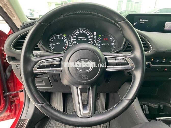 Mazda 3 2021 1.5L Deluxe - 65000 km