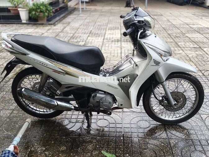 Honda Future mập 2012 Trắng xám đen