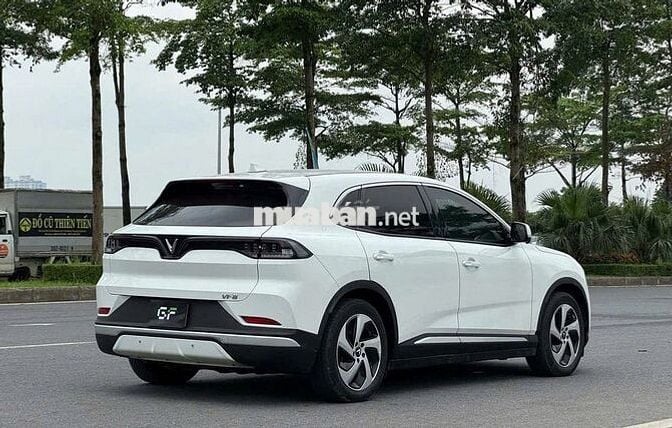 Vinfast VF8 Eco 2022 Màu Trắng