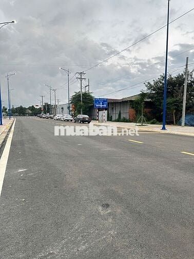 CHỦ GỬI BÁN GẤP LÔ ĐẤT SIÊU ĐẸP NGAY ĐƯỜNG 25 HÒA LONG 100M2/1TY230