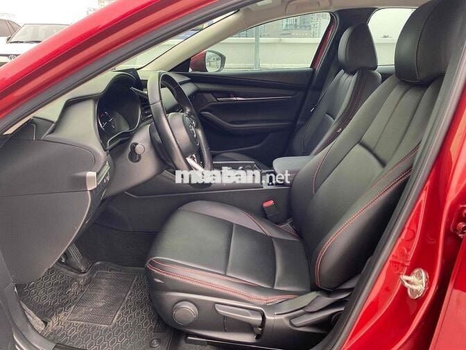 Mazda 3 2021 1.5L Deluxe - 65000 km