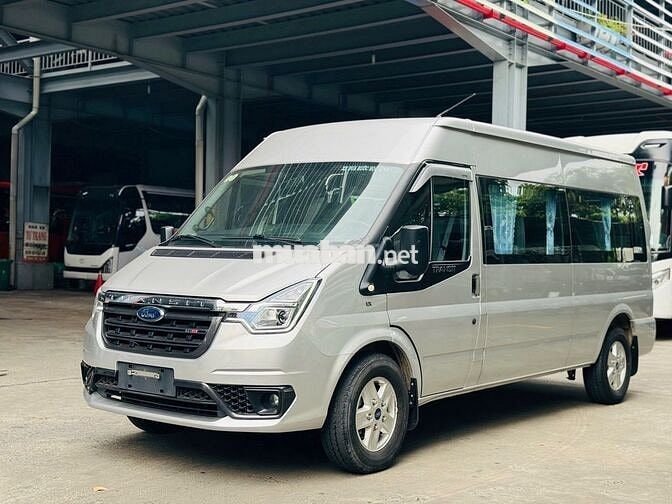 Transit Van 3 Chỗ 2023 - Không Cấm Giờ - Vay 60%