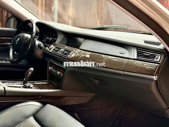 BMW 7 Series 2009 F02 new model dkld 2011