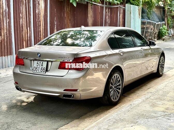 BMW 7 Series 2009 F02 new model dkld 2011