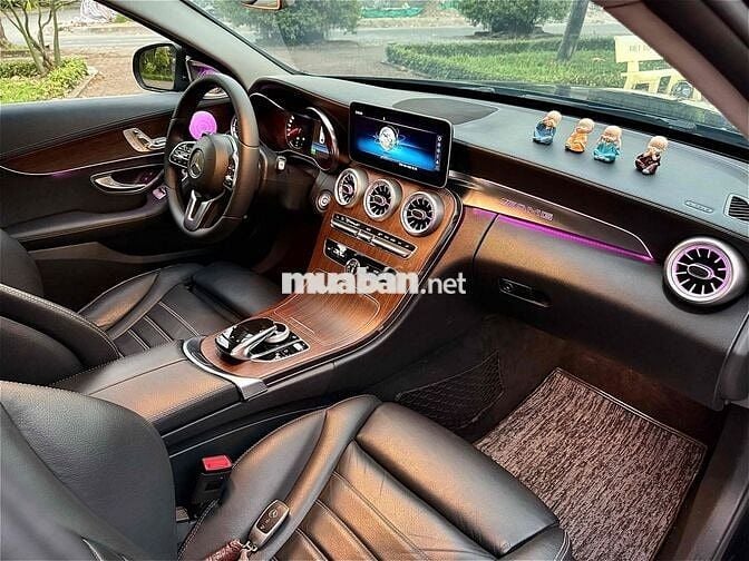 Mercedes-Benz C200 2019 Exclusive ( mid-hybrid )