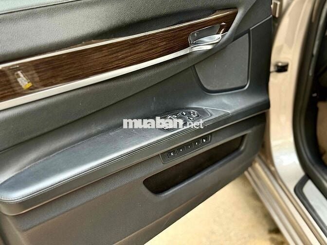 BMW 7 Series 2009 F02 new model dkld 2011