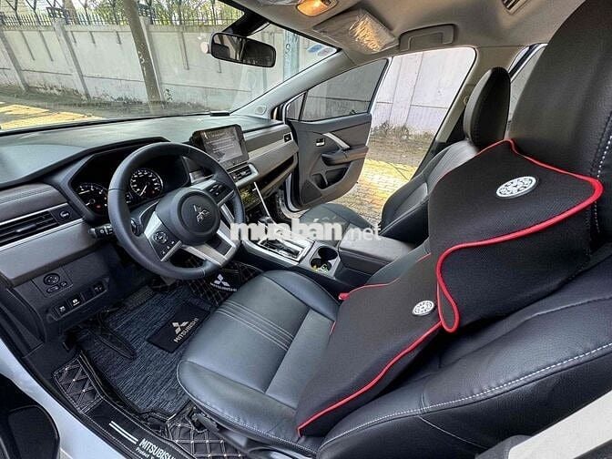 Mitsubishi Xpander 2023 Premium 1.5 AT - 28000 km