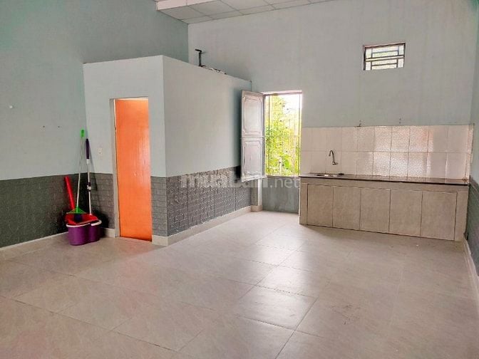 CHO THUÊ NHÀ 125M2 MT CÁCH MẠNG THÁNG TÁM,CẨM LỆ CHỈ 10 TR