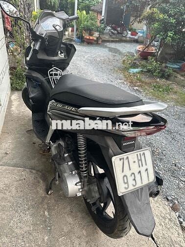Honda Air Blade màu Đen