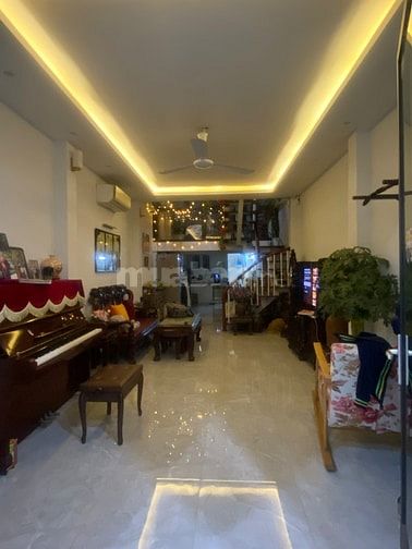 Cần bán gấp nhà Ngõ 192 phố Lê Trọng Tấn, Định Công, HN