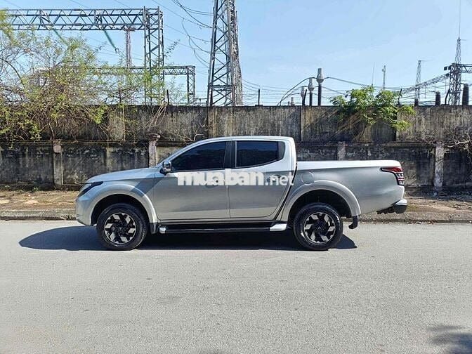 Triton Mivec tự động 2 cầu 2017