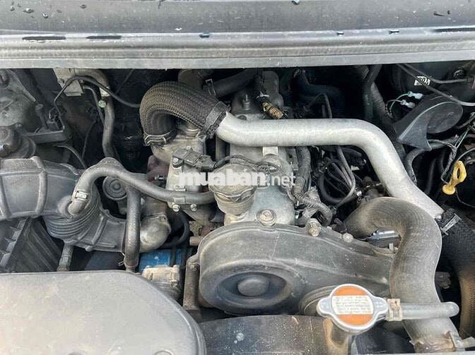 Hyundai Grand Starex 2011 - 9 chỗ