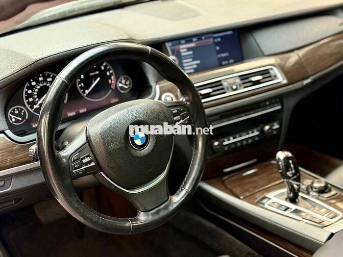 BMW 7 Series 2009 F02 new model dkld 2011