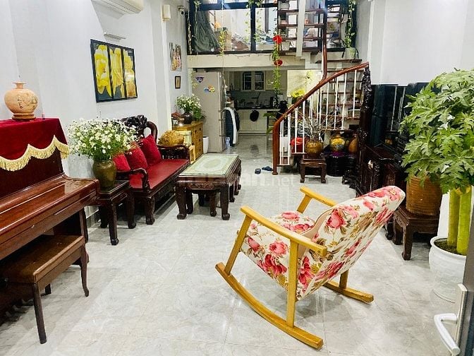 Cần bán gấp nhà Ngõ 192 phố Lê Trọng Tấn, Định Công, HN