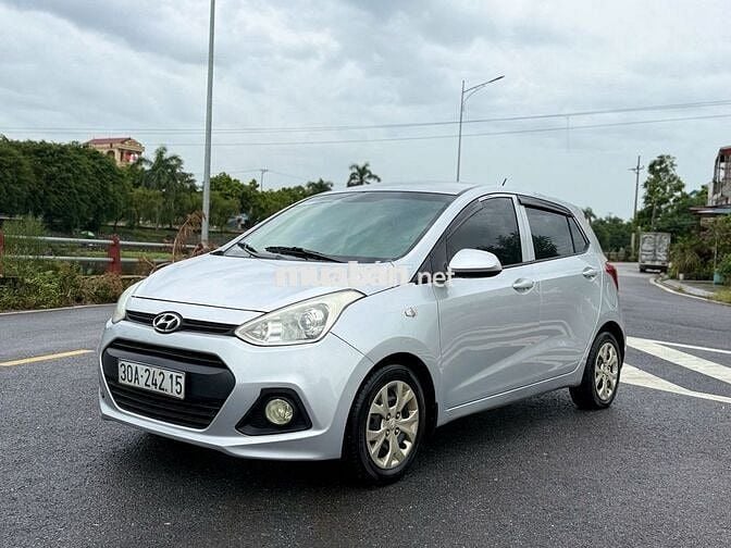 Hyundai i10 2014 số sàn màu bạc