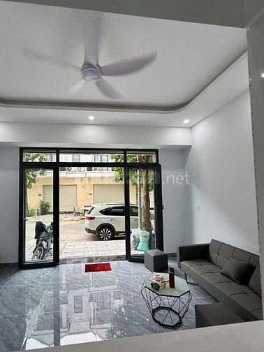 Bán nhà chính chủ 1T2L DT 60m giá tốt đường DT747B Nam Tân Uyên