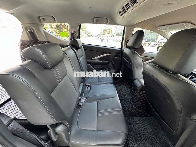 Mitsubishi Xpander 2023 Premium 1.5 AT - 28000 km