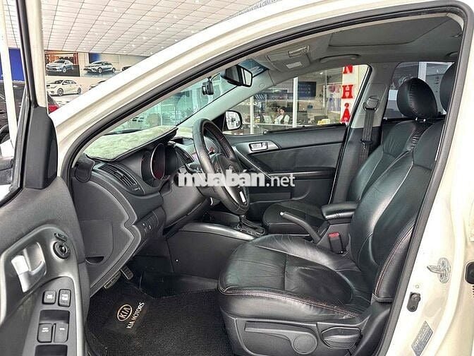 KIA Forte 2011 1.6AT 157000 km