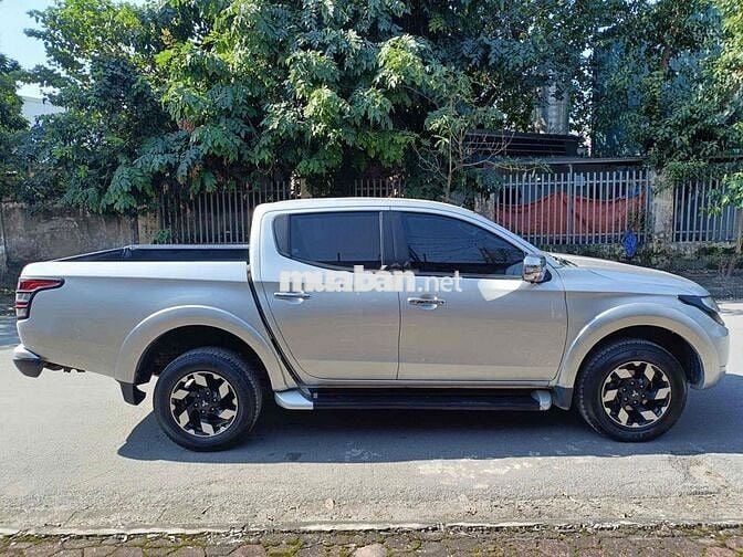 Triton Mivec tự động 2 cầu 2017