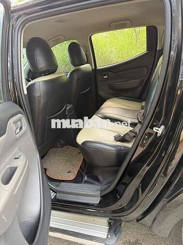 Mitsubishi Triton 2015 số tự động