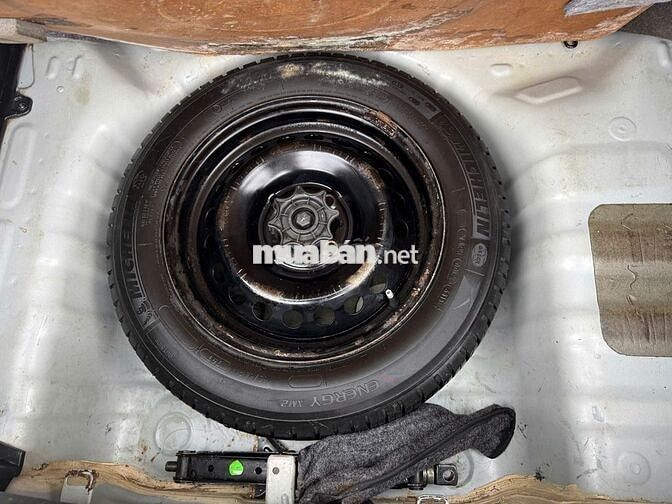 Hyundai i10 2014 số sàn màu bạc