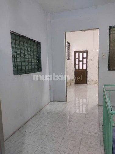 CC cho Thuê nguyên căn Bà Hạt - Q10 - 3 tầng BTCT - 4PN - 10tr/th