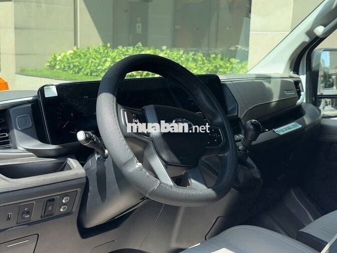 Ford Transit 2025 Premium - 13600 km