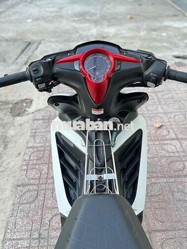 Yamaha Exciter 135 Trắng Đen Đỏ