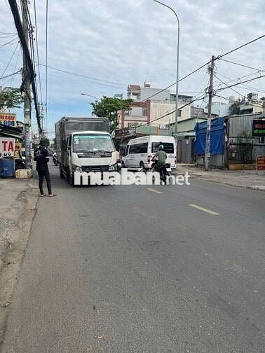 Nhà cho thuê mặt tiền đường Bình trị đông 4x30m 1L