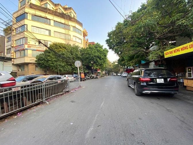 Cho thuê Phân lô Ô tô tránh Lãng Yên - Trần Khát Chân 40m2 4 tầng 15tr