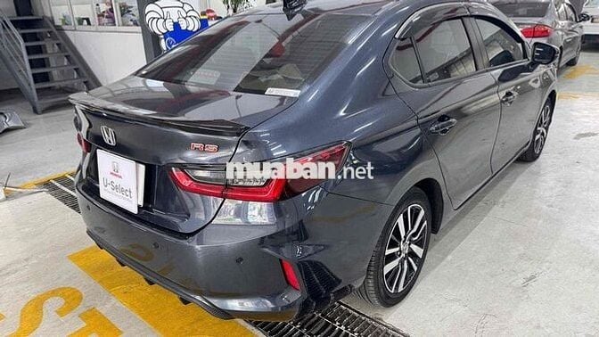 Honda City 2022 RS - 9000 km